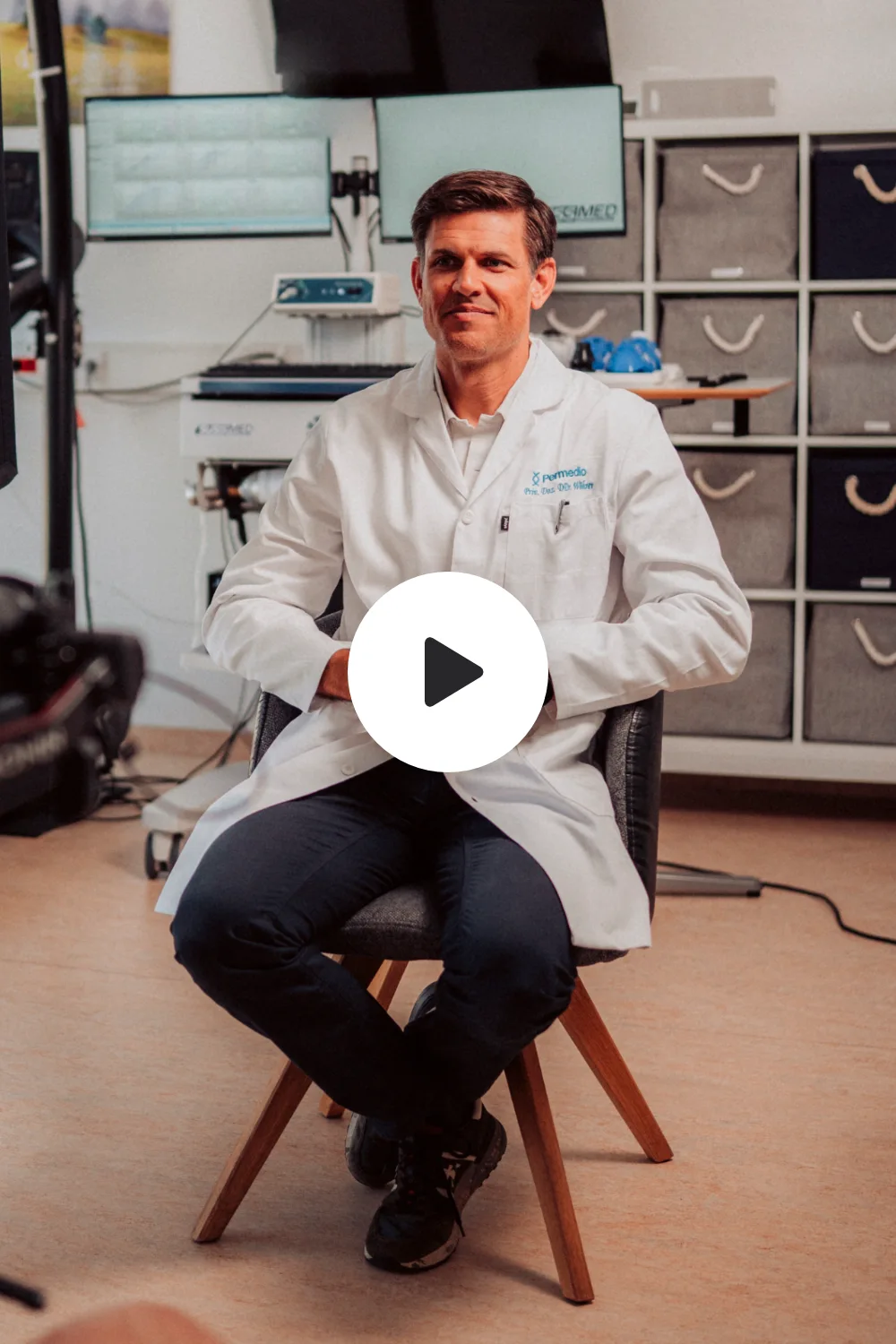 Priv. Doz. Dr. Stefan Wöhrer, PhD